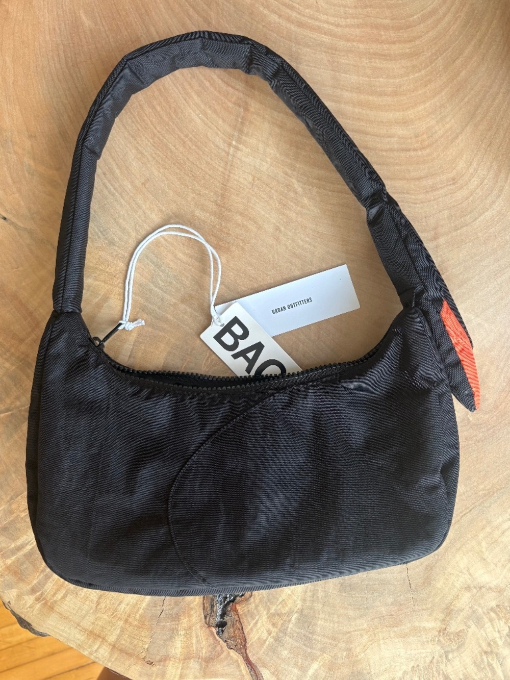 NWT Baggu Black Swan Shoulder Purse